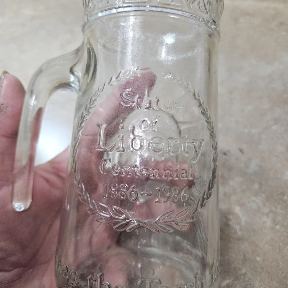 VTG Anchor Hocking Statue Of Liberty Beer Mugs Set Of 2 Clear Glass 1986 Bar Pub